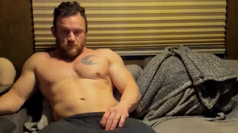 FitDogg online show from November 2025 05:06:02 AM