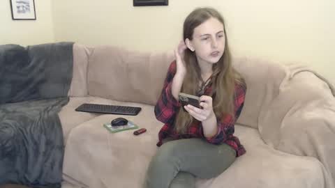 Stef  Derek online show from January 2025 12:19:02 AM