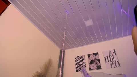 Snapshot of oasisensier chatting on March 2026 08:13:02 PM MAILY online show from March 2026 08:13:02 PM