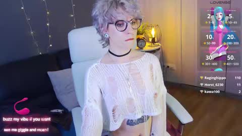 Snapshot of obedientt_ chatting on March 2025 07:11:02 PM Moonlight online show from March 2025 07:11:02 PM