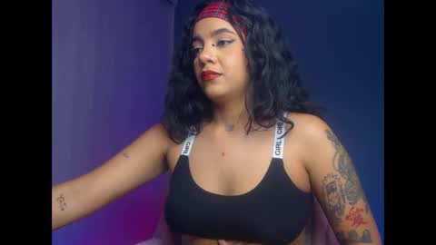 Snapshot of obeyval chatting on September 2025 12:00:02 AM Vale online show from September 2025 12:00:02 AM