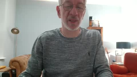 Snapshot of obliox175 chatting on December 2024 10:20:01 PM Obliox online show from December 2024 10:20:01 PM