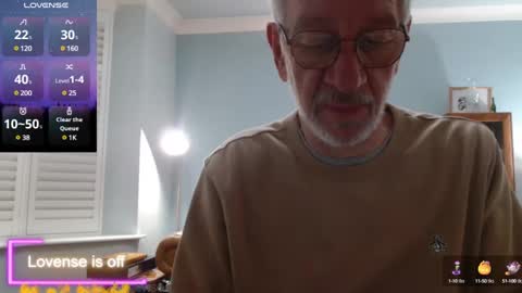 Snapshot of obliox175 chatting on December 2024 06:31:02 PM Obliox online show from December 2024 06:31:02 PM