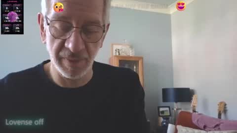 Snapshot of obliox175 chatting on March 2025 12:09:01 PM Obliox online show from March 2025 12:09:01 PM