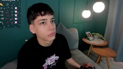 Snapshot of oblivion_deku chatting on June 2026 02:43:02 PM Deku online show from June 2026 02:43:02 PM