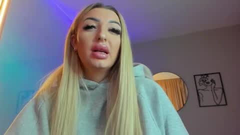 Rubby online show from December 2025 05:37:01 AM