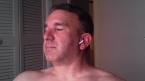 Snapshot of oceanmanx chatting on July 2026 03:42:02 AM Ocean online show from July 2026 03:42:02 AM