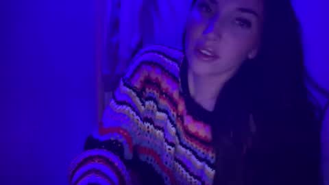 A L A R A  online show from November 2025 03:16:01 AM