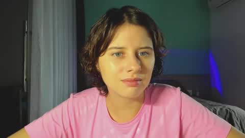 Evie online show from December 2024 06:40:01 AM