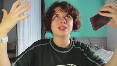 Evie online show from January 2025 09:02:02 AM