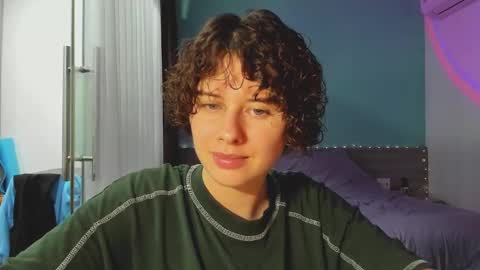 Evie online show from January 2025 01:35:01 PM