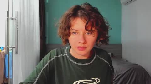 Evie online show from February 2025 01:25:01 PM