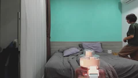 Evie online show from February 2025 11:59:02 AM