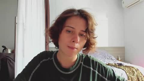 Evie online show from March 2025 06:49:01 AM