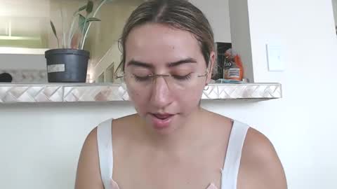 Val online show from January 2025 07:44:02 PM