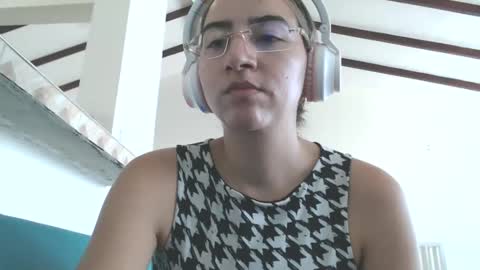 Val online show from January 2025 06:45:02 PM