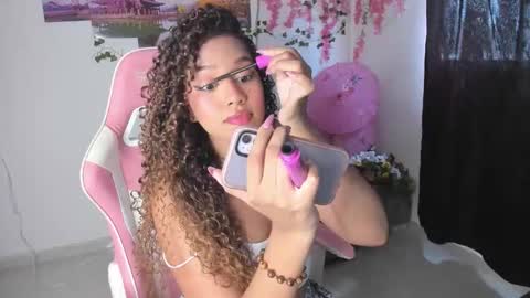 Odette  online show from November 2025 05:45:02 PM