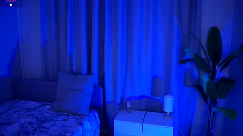 Thea online show from October 2025 06:58:01 PM