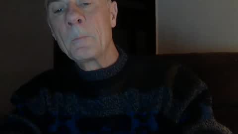 Officer online show from December 2024 11:31:02 PM