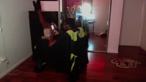 Money online show from October 2025 08:34:02 AM