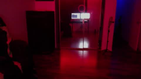 Money online show from November 2025 09:31:01 AM