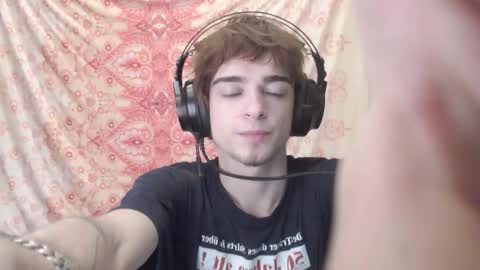 Felix online show from October 2025 07:51:01 PM