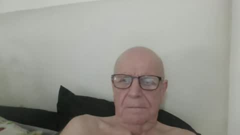 Snapshot of oggi95 chatting on November 2025 01:11:01 PM oggi95 online show from November 2025 01:11:01 PM