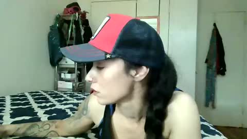 Lit en Cama online show from January 2025 01:54:01 PM