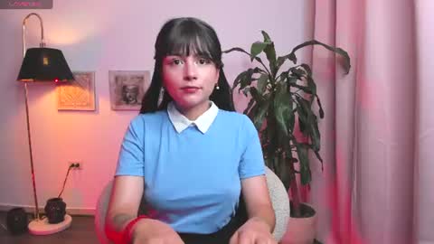 Snapshot of oh__holly chatting on July 2026 01:12:02 AM Holly online show from July 2026 01:12:02 AM