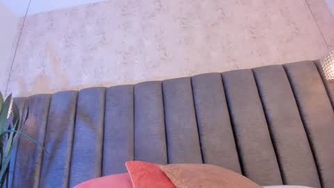 Holly online show from February 2025 07:56:01 PM