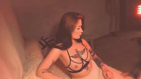 your dear Lilith Chapman online show from March 2025 12:44:01 AM