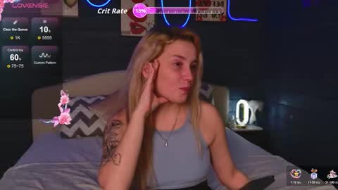 oh_my_julia online show from November 2025 04:39:01 PM