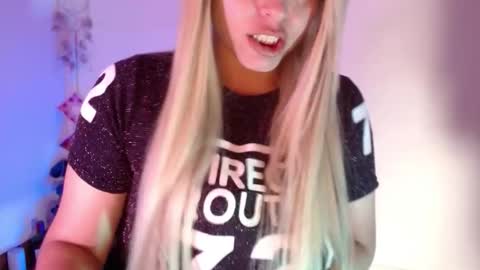 Oh xxxLt4 online show from March 2025 12:22:01 PM