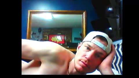 who dares  toss me some  tips lets have fun online show from December 2024 04:33:01 AM