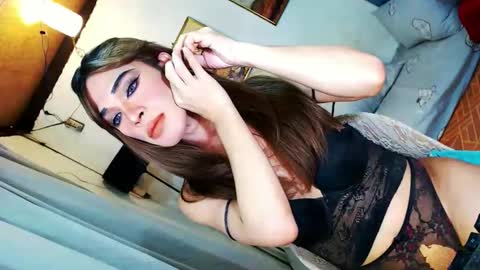 Snapshot of ohlalasamanthaxxx143 chatting on February 2026 05:22:02 PM IM CHIE DONT FORGET TO FOLLOW ME MAKE ME SMILE HERE THUMB UP FOR 25TOK online show from February 2026 05:22:02 PM