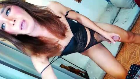 Snapshot of ohlalasamanthaxxx143 chatting on May 2026 06:35:02 PM IM CHIE DONT FORGET TO FOLLOW ME MAKE ME SMILE HERE THUMB UP FOR 25TOK online show from May 2026 06:35:02 PM