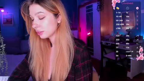 Snapshot of ohmymiami_ chatting on February 2025 09:14:02 PM Light online show from February 2025 09:14:02 PM