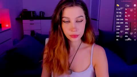 Snapshot of ohmymiami_ chatting on November 2025 06:18:02 PM Light online show from November 2025 06:18:02 PM