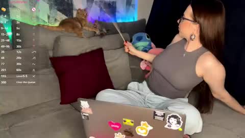 Nikki online show from December 2025 05:44:02 PM