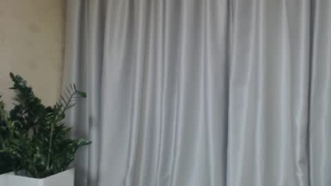 Iren online show from October 2025 06:33:01 AM