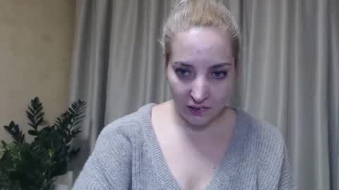 Mari online show from January 2025 02:55:01 PM