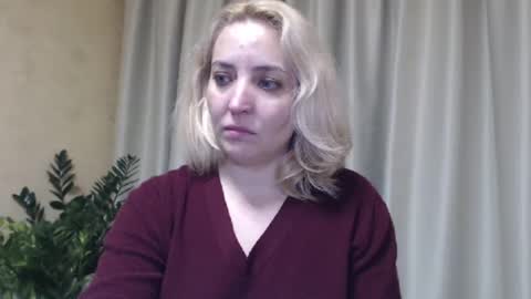 Mari online show from January 2025 09:02:01 PM