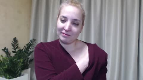 Mari online show from February 2025 06:13:01 PM