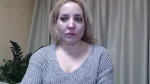 Mari online show from February 2025 01:47:02 PM