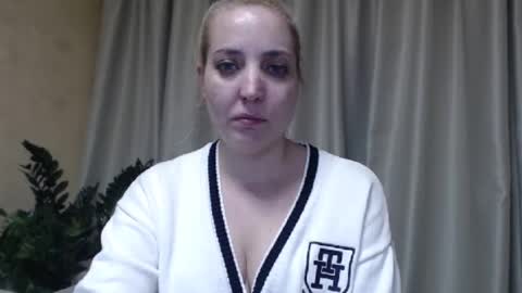 Mari online show from March 2025 05:49:02 PM