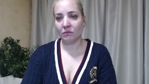 Mari online show from January 2026 11:41:02 PM