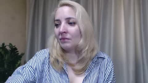 Snapshot of ohsweetmari chatting on May 2026 02:49:02 PM Mari online show from May 2026 02:49:02 PM