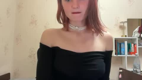 Snapshot of oktavia7777 chatting on April 2026 07:42:01 PM Oktavia7777 online show from April 2026 07:42:01 PM