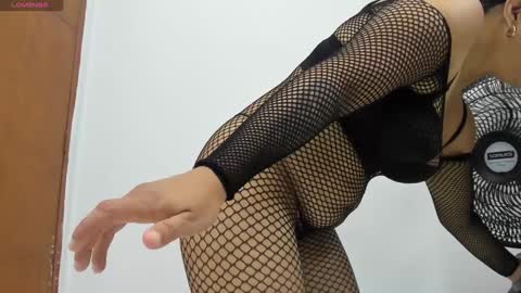 Olaia  online show from January 2025 12:10:01 PM