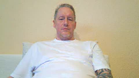 olavdelux online show from December 2025 09:47:02 AM